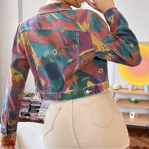 Floral Cropped Denim Jacket - Picture 3 of 5